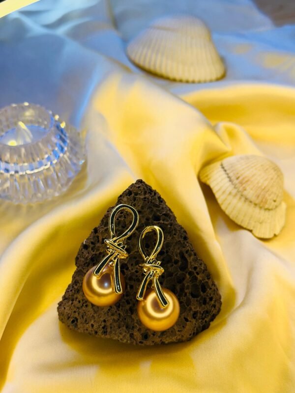 Peral Earrings